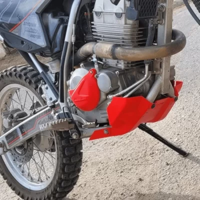 Wirtz Cubre Carter y Cubre Bieleta para Honda Tornado XR 250 - Imagen 2